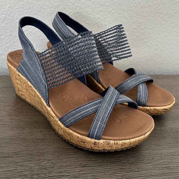 Skechers • Beverlee High Tea Wedge Sandals - Women’s Size 7, Color Navy/Denim - Picture 12 of 14